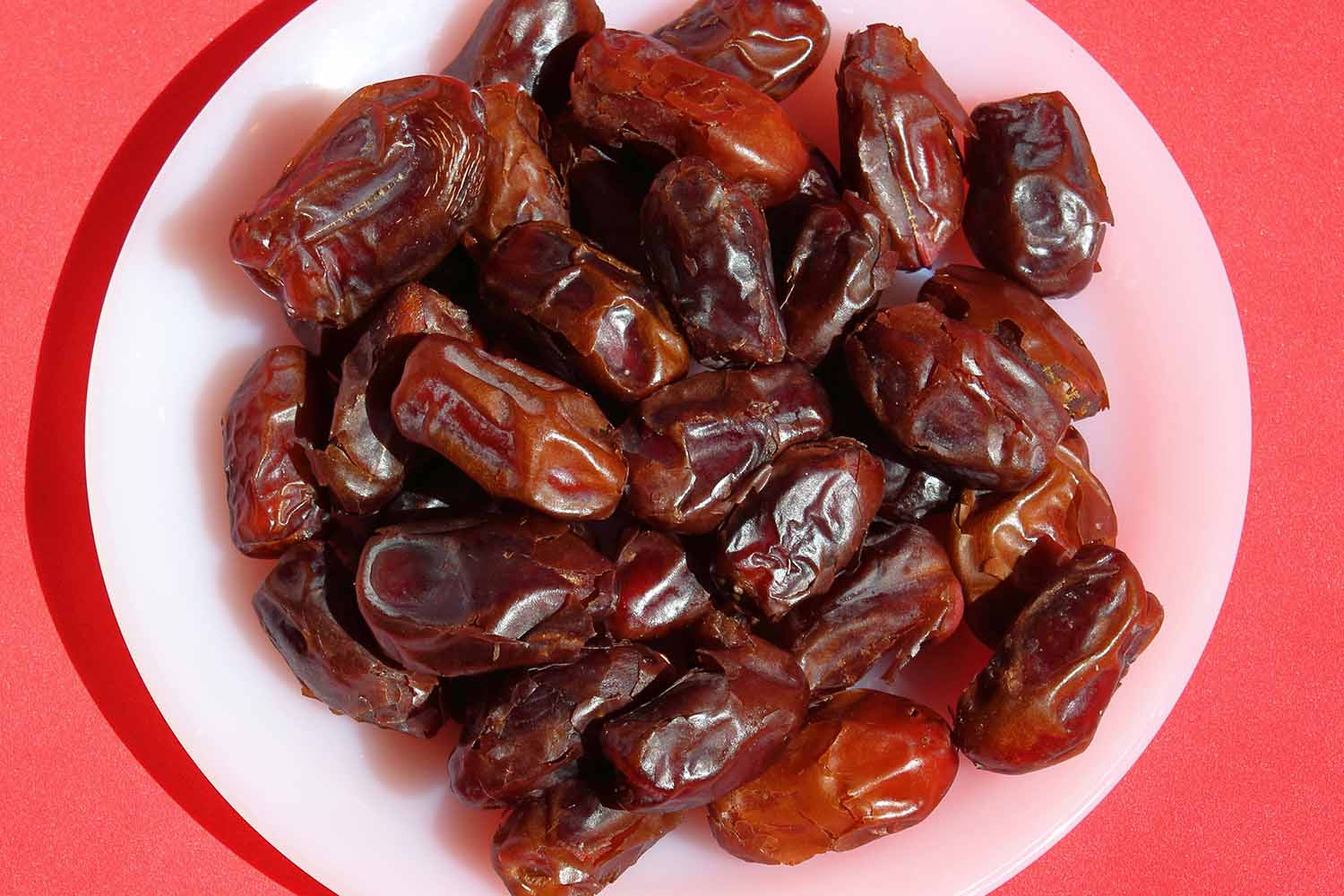 A plate of dates